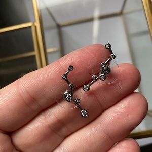 Kendra Scott stud earrings. Crawler style